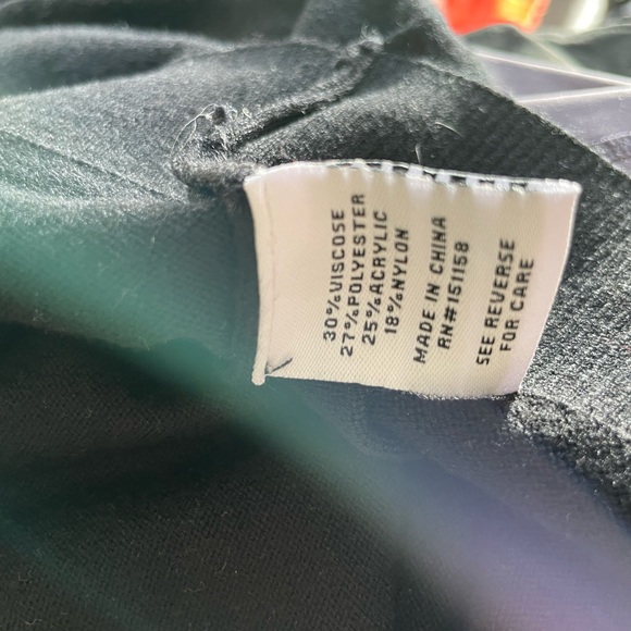 525 America Shoulder Cutout Turtleneck - Picture 5 of 6